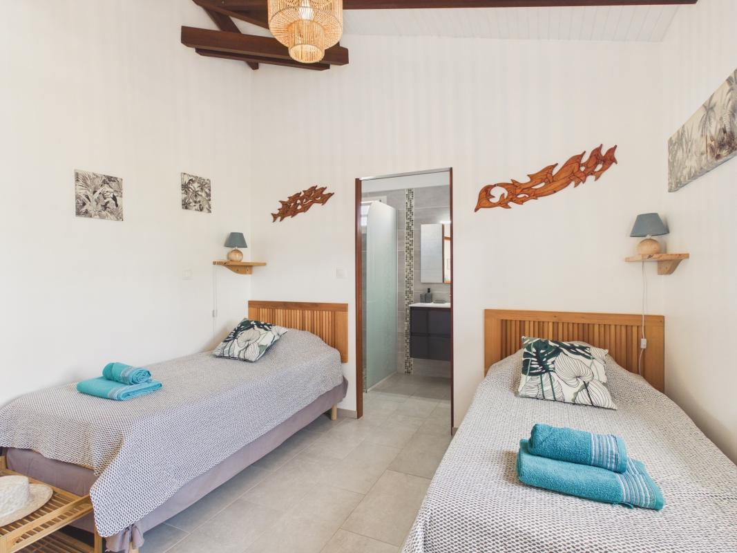 Location villa 3 chambre sainte luce- chambre 2  